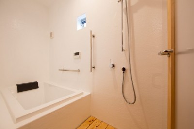 浴室 (笠寺の住宅)