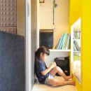 A邸-「コンパクトな家で個室」を実現した、アイデアあふれるリノベーションの写真 子供スペース