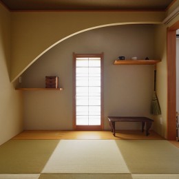 横浜市S様邸 ～無垢と漆喰～ (垂れ壁のあるモダンな和室)