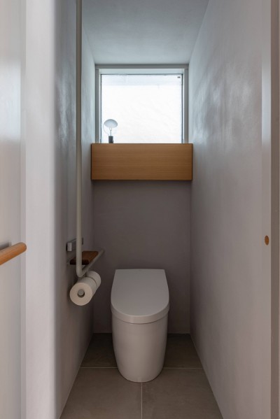 トイレ (庭見る小居 - ささやかな居場所を散りばめた小さくておおらかな家（見学可能）)
