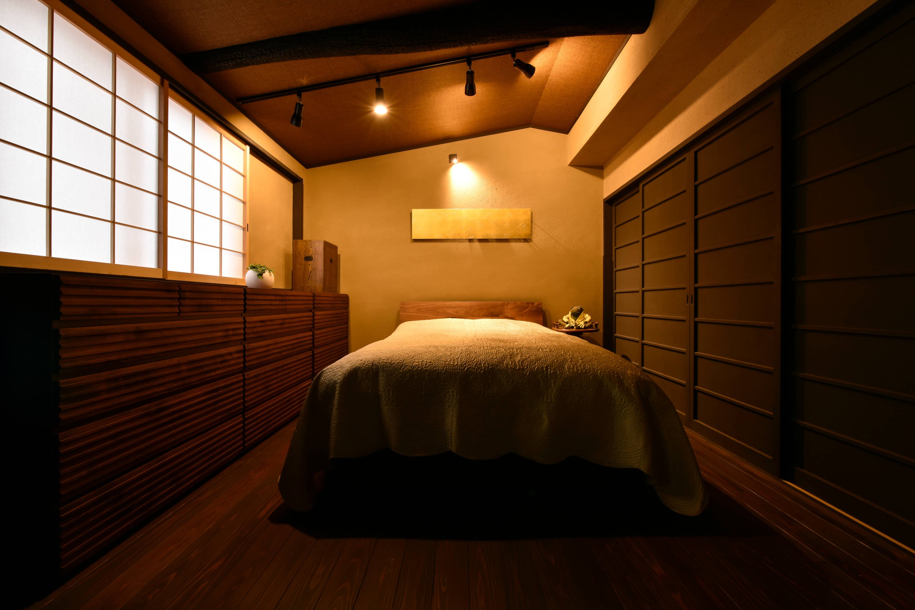 ベッドルーム事例：寝室（断熱、耐震改修を施した築80年の古民家リフォーム）