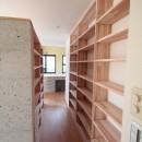 戸建リノベーション『SOHOと書庫のある家』の写真 本棚