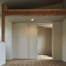 The small & well-ventilated houseー小さくて風通しのよい家ーの写真 寝室