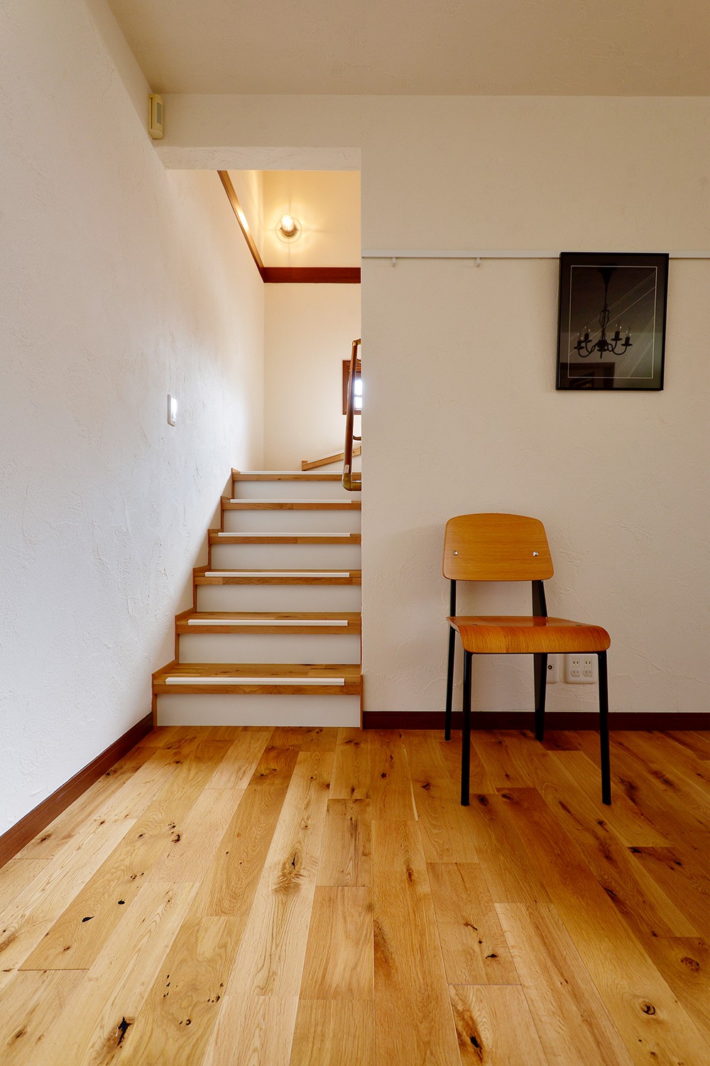 その他事例：階段（横浜市S様邸 ～無垢と漆喰～）