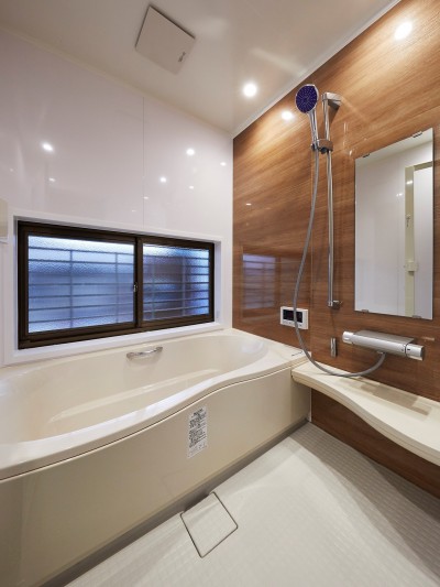 浴室 (自由で快適な新時代の2世帯住宅)