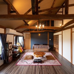 残して活かすリフォームで、築80年の日本家屋を和洋・新旧のミックス感を楽しむ家に-シアタールーム