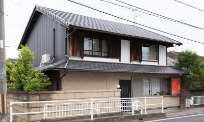 残して活かすリフォームで、築80年の日本家屋を和洋・新旧のミックス感を楽しむ家に (外壁・屋根)