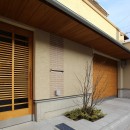 紫竹　中庭とビルトインガレージのある家の写真 外観