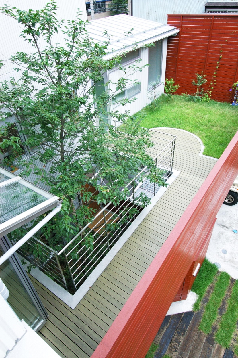小島建一「浅草の家―２階にある庭」