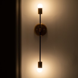 玄関のアンティーク調ブラケット照明(柔らかな曲線に包まれて) - 玄関