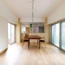 【神楽坂の住宅】古いＲＣ造戸建て住宅のリノベーション。家事をしやすく、暮らしやすい住まいにの写真 リビングダイニング