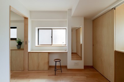 個室 (【神楽坂の住宅】古いＲＣ造戸建て住宅のリノベーション。家事をしやすく、暮らしやすい住まいに)