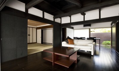 Re：150年　江戸末期の住宅を耐震改修を施してフルリノベーションする。 (リビングダイニング)