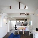 －屋根裏を狙え－「神戸の高台の家」＜リノベーション＞の写真 LDK