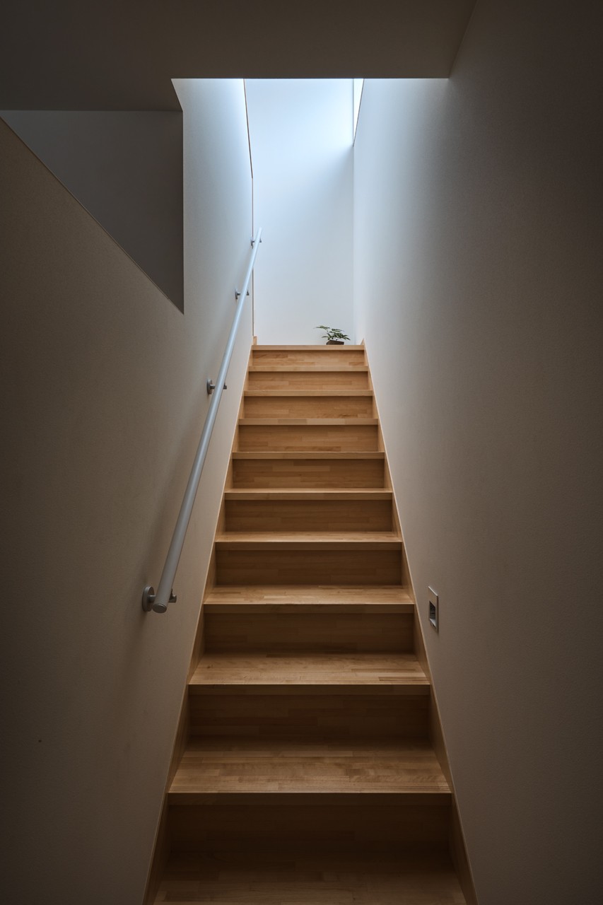 その他事例：階段（奈良　東大寺の家　～二世帯住宅のフルリノベーション～）