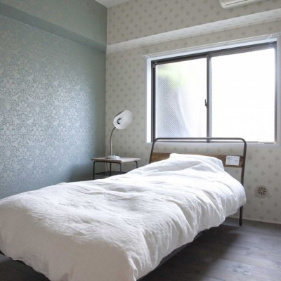 ベッドルーム (ZARAZARA House～壁・床・家具それぞれの素材を楽しむ、質感の高い空間～)