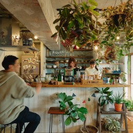 家族でつくる、植物カフェ空間-お家でカフェ気分