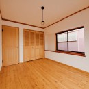 木造戸建て住宅インダストリアルリノベーション－土間スペースのある家の写真 2階寝室