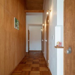 上田の住宅 (玄関・廊下)