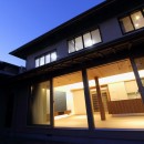 茅ヶ崎の家　『日本家屋の戸建てリノベーション』の写真 リビング夜景