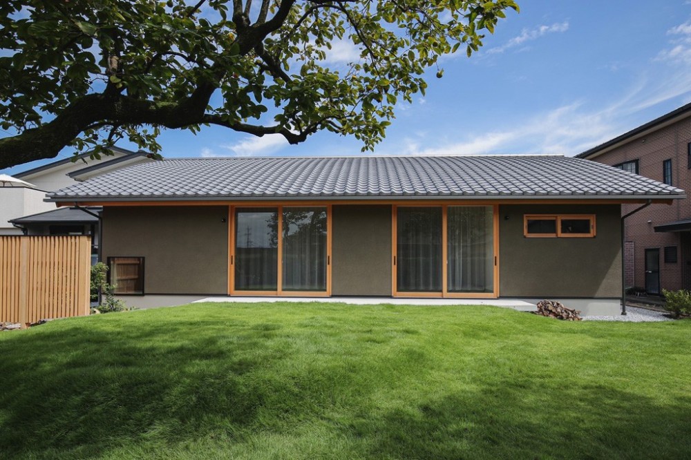 MUKURI　むくり屋根の木造平屋住宅 (外観)