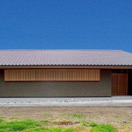 外観 (MUKURI　むくり屋根の木造平屋住宅)