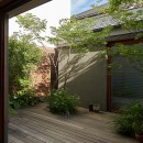 久が原のコートハウスの写真 四季を感じる中庭