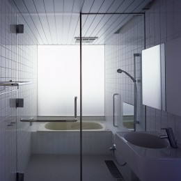 能代の住宅 (浴室)