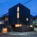 Cube-77「コンパクトな都市型住宅」の写真 外観（夜景）