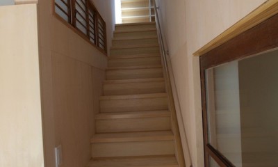 階段｜築50年　戸建て住宅のリノベーション