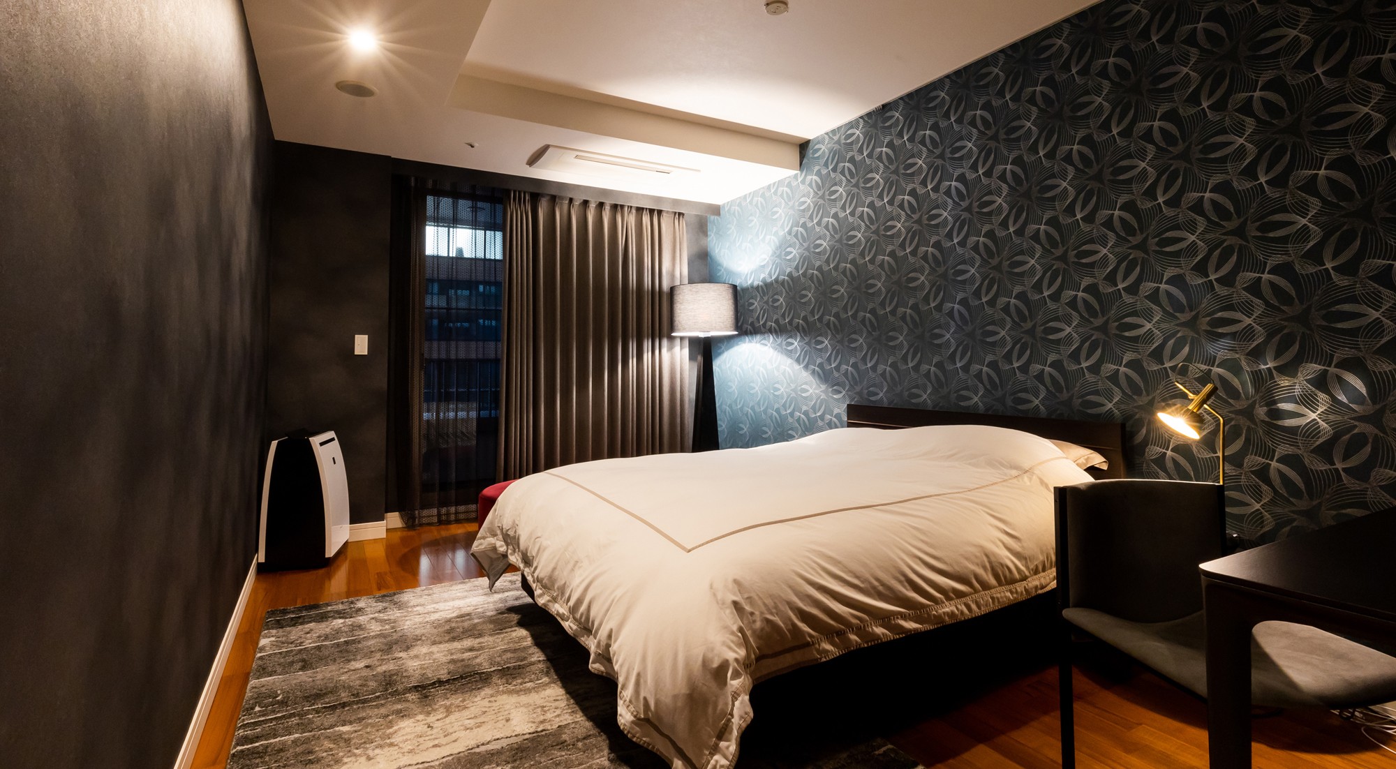 ベッドルーム事例：ベッドルーム（Luxury Residence / Roppongi, Tokyo : 03）