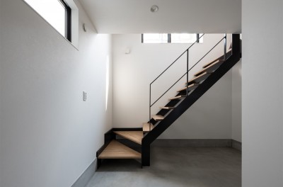 階段 (西日暮里の家)