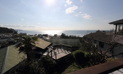 ロフトからの眺め｜海を見晴らす三角屋根『増築リノベーション』