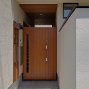 回遊&スキップフロアの2世帯住宅｜ナカニワTKハウスの写真 門扉
