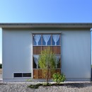小西郷の家～ご夫婦のためのシンプルな切妻屋根の住宅～の写真 建物全体
