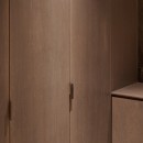 玉川のリノベーション 〜3つのDENを持つ家〜の写真 造作した収納扉