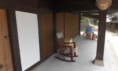 納屋の改装、伝統的ななまこ壁 (土間)