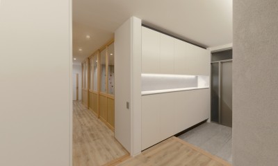 KAI house 〜 時をつなぐ住まい 〜 2世帯住宅へリノベーション (玄関、ホールから廊下、子供室を見る)