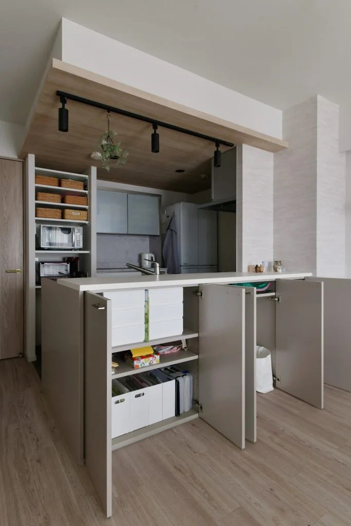 キッチン事例：キッチンカウンターは収納も充実（インテリアと収納にこだわってすっきり暮らそう。）