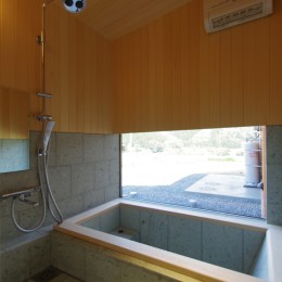 舟生　- 木材の美しさを感じる凸凹壁の家 - (バスルーム)