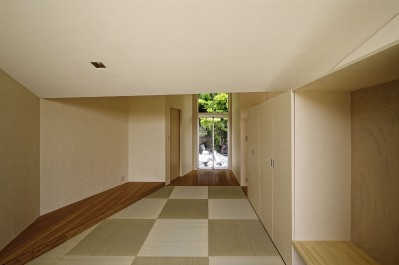和室 (銚子口　- 菱形の屋根の家 -)