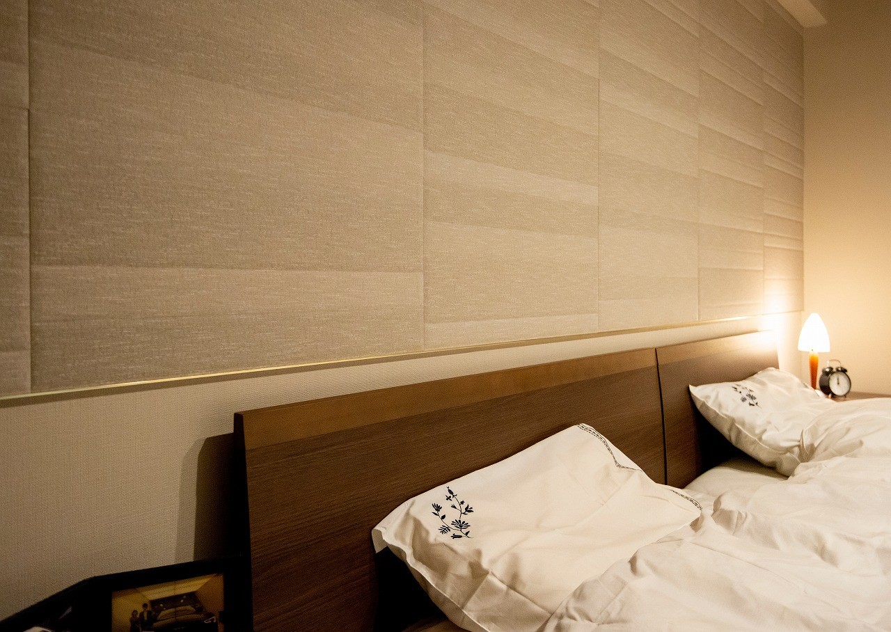 ベッドルーム事例：睡眠の質を高めるリノベーション『ねむリノベ』（お家時間をゆっくり過ごす、夫婦二人暮らしの大人な住まい）