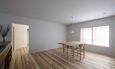 鎌倉の住宅 -ゆるやかな繋がりのあるリノベーション- (ダイニング)