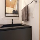 戸建て性能向上リノベーション実証プロジェクト「for LONG名古屋の家」の写真 洗面