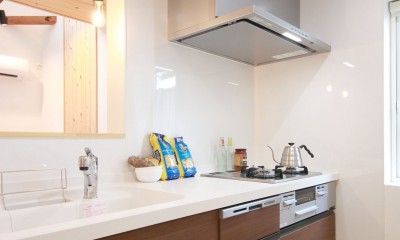 キッチン｜戸建て性能向上リノベーション実証プロジェクト「for LONG名古屋の家」