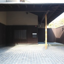 鎌倉谷戸の家ー海外勤務リタイヤ後の住まい-玄関ポーチ１