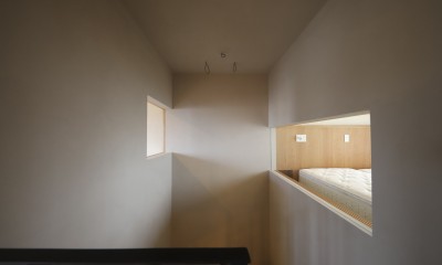 上野のマンションリノベーション (2階につながる階段)