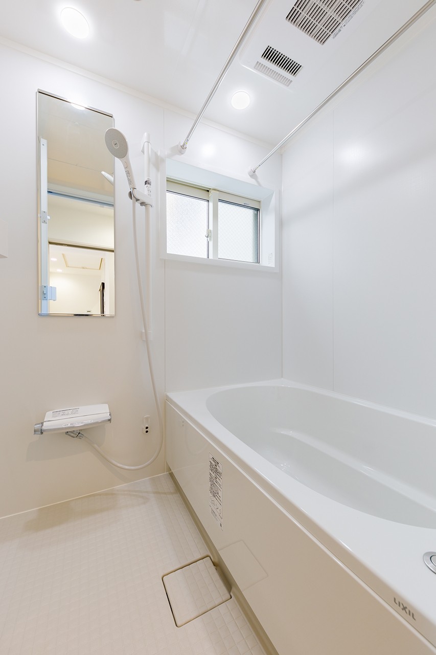 バス/トイレ事例：浴室（【築100年超】こだわりのフルリフォームで蘇る長屋）