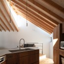 大田区の家 〜のびやかな梁現しの屋根〜の写真 キッチン