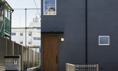 外観｜西東京の家～旗竿敷地の狭小住宅～